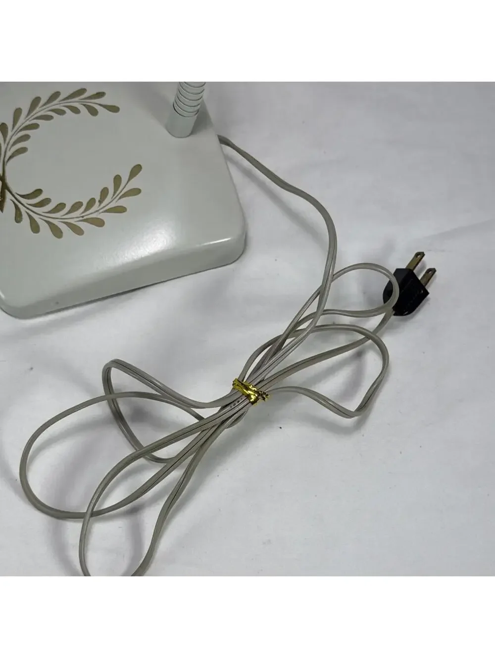 Mid Century 1950's Decorated White French Tole Gooseneck Lamp Ornate Deco Works